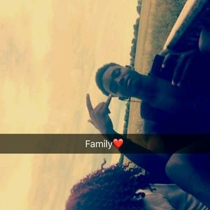 Meet your Posher, Dennis